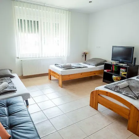 Appartamento Viragos Vendeghaz Keszthely