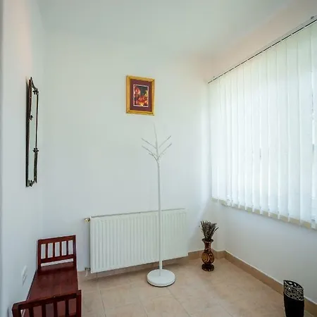 Apartament Viragos Vendeghaz *